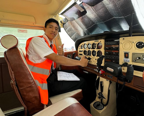 Escuela de aviacion Chiclayo